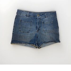 D.Jeans Woman’s Denim Shorts Size 12